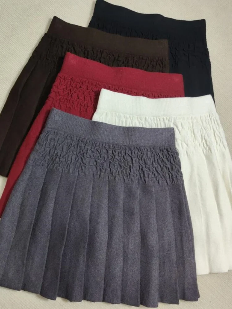 

2024 Autumn/Winter Solid Color Knitted Skirt With Elastic Waist Academic Style A-Line Short Skirt Versatile Foldable Skirt