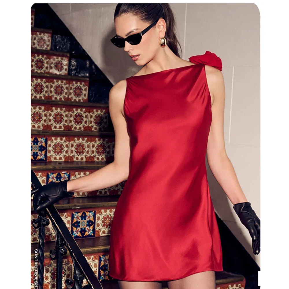 Elegante feminino sem mangas preto cetim mini vestido plissado de alta qualidade tridimensional flor nicho high-end vestido de noite