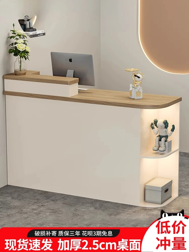 

Checkout pages for small modern minimalist supermarkets, clothing stores, simple counters, bars, and reception desks