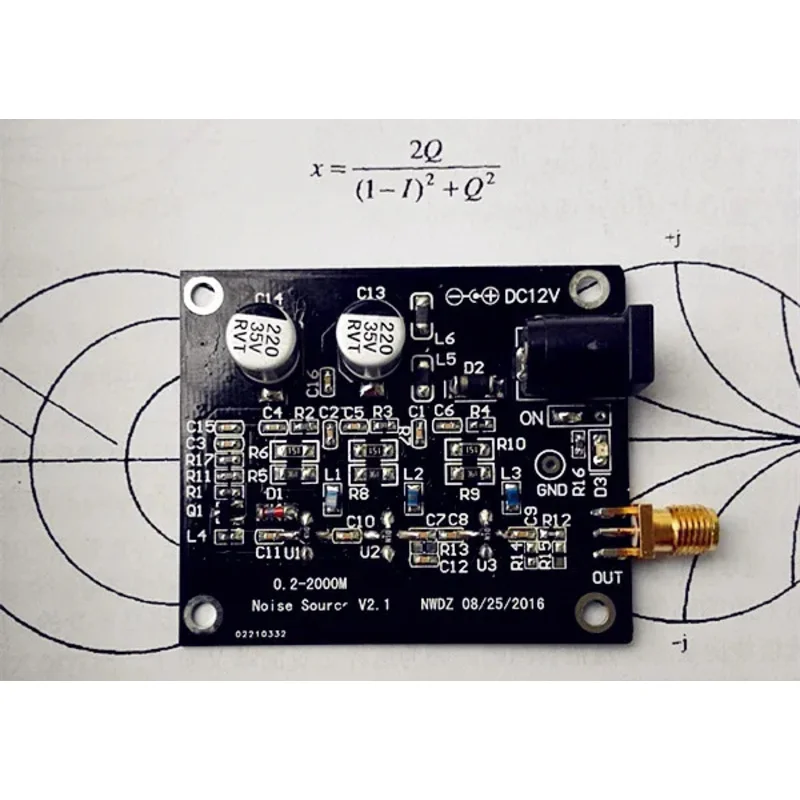 Noise Source Tracking Source High Flatness Within 1.5G Filter Duplex Antenna Amplifier Power Supply