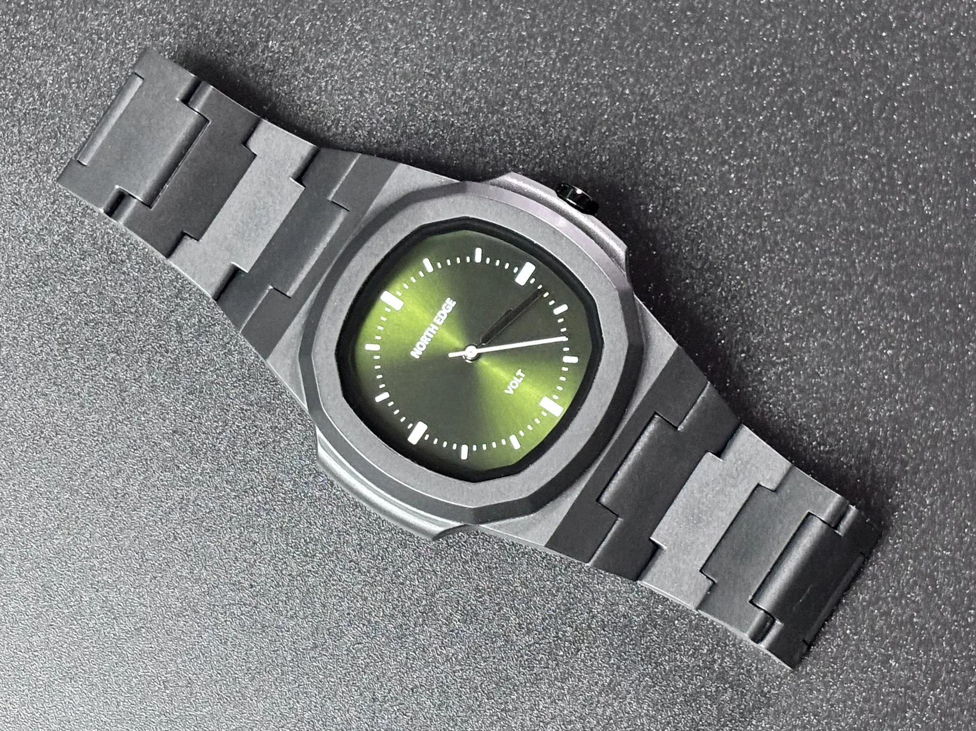 Cool-Green