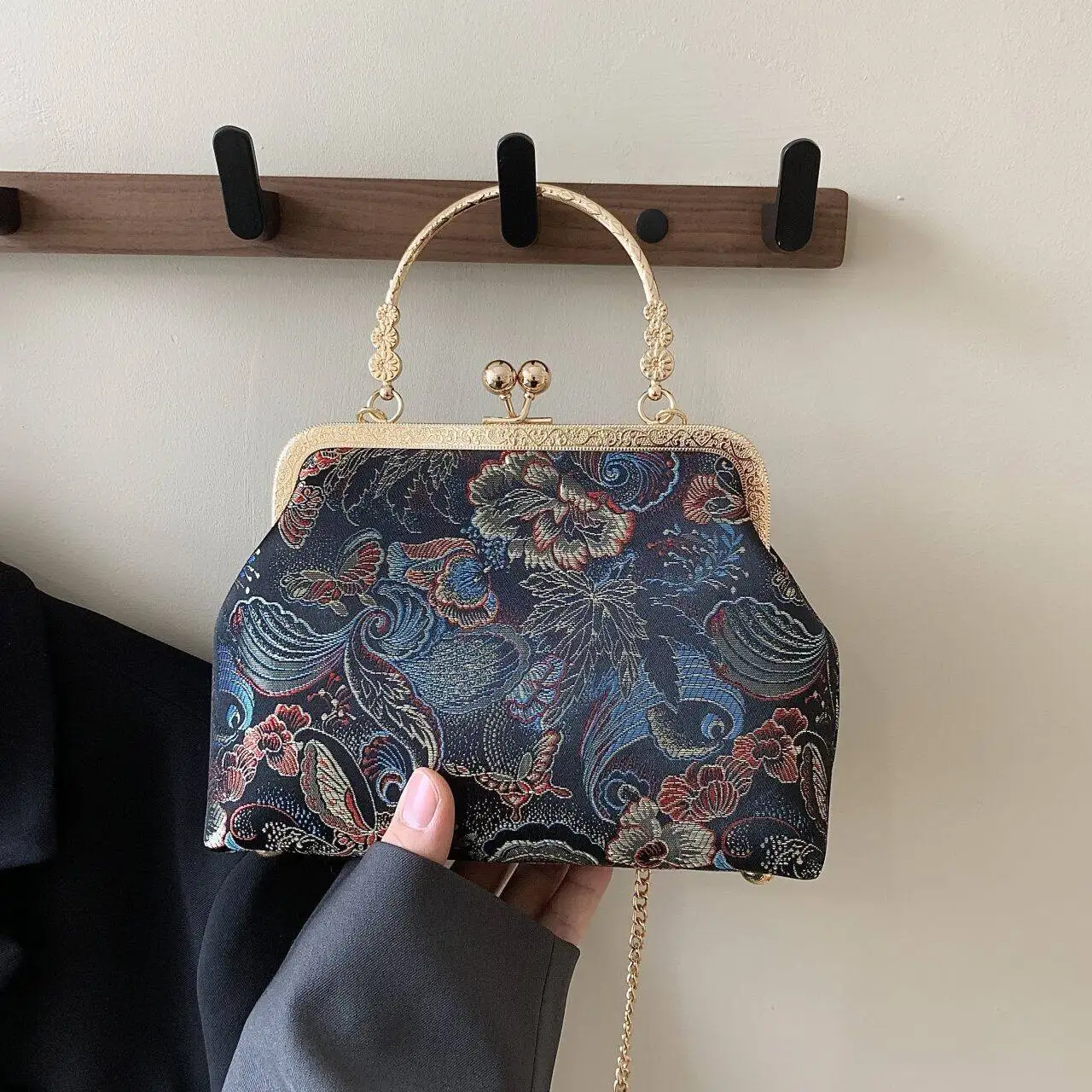 Nowe Torebki z Łańcuszkiem, Chwostem, Muszelką i Zamkiem, Eleganckie Torebki z Kwiatami, Prezent dla Mamy, Vintage Torebki Damskie, Torby na Zakupy, Damskie Torebki