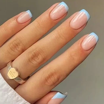 24 ピース/セット女性ガールズショートフレンチライトブルーピンクデュアルカラー光沢のある表面フルカバレッジウェアラブル偽ネイルプレスネイルアート