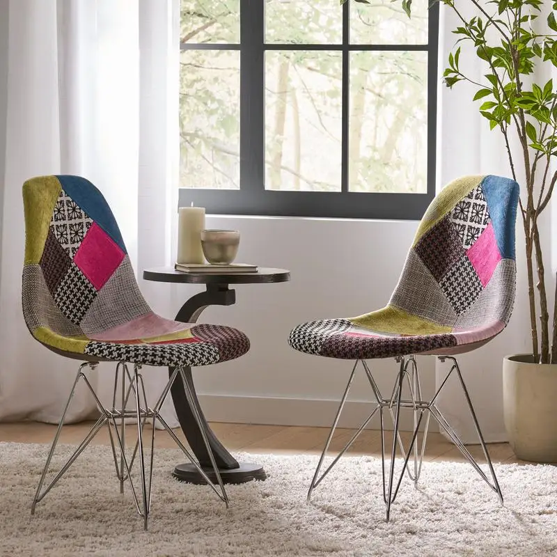 Juego de 2 sillas decorativas de retazos de estilo bohemio, silla de tela con estampado geométrico y patas cromadas, dimensiones 18" de profundidad x 21" de ancho x 32" de alto,