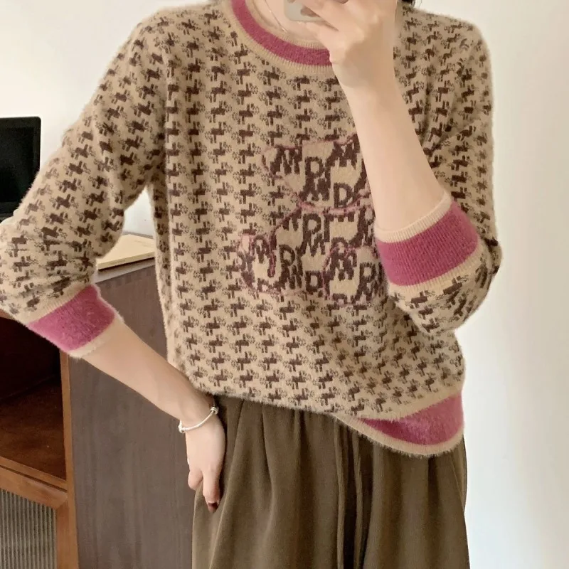 Women's Loose Sweater 2025 Autumn and Winter New Style Spliced   pullover Round Neck Style Knitted Top