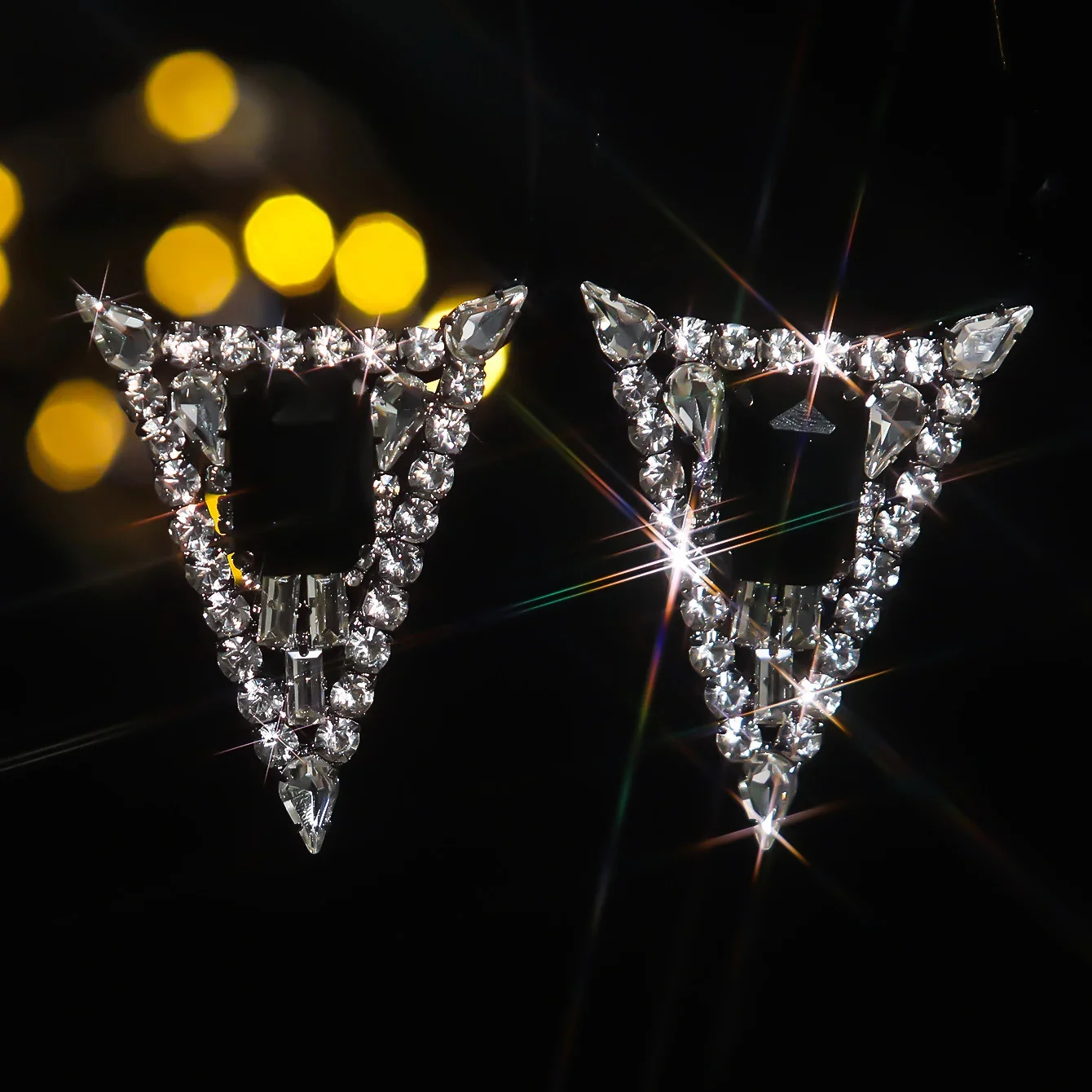 Geometry Triangle Earrings Retro Sparking Rhinestone Drop Earrings Fashion for Women Wedding Jewelry Accessories
