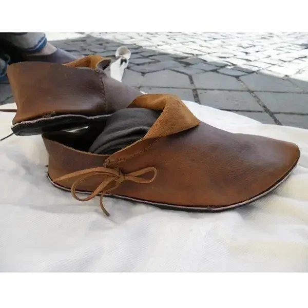 รองเท้าคอสเพลย์โจรสลัด รองเท้าบูทหนัง PU สไตล์ไวกิ้งยุคกลางสำหรับผู้ชาย รองเท้าบูทข้อเท้าสไตล์วิคตอเรียนเรเนซองส์ รองเท้าสำหรับงานปาร์ตี้ฮาโลวีนและงานคาร์นิวัล