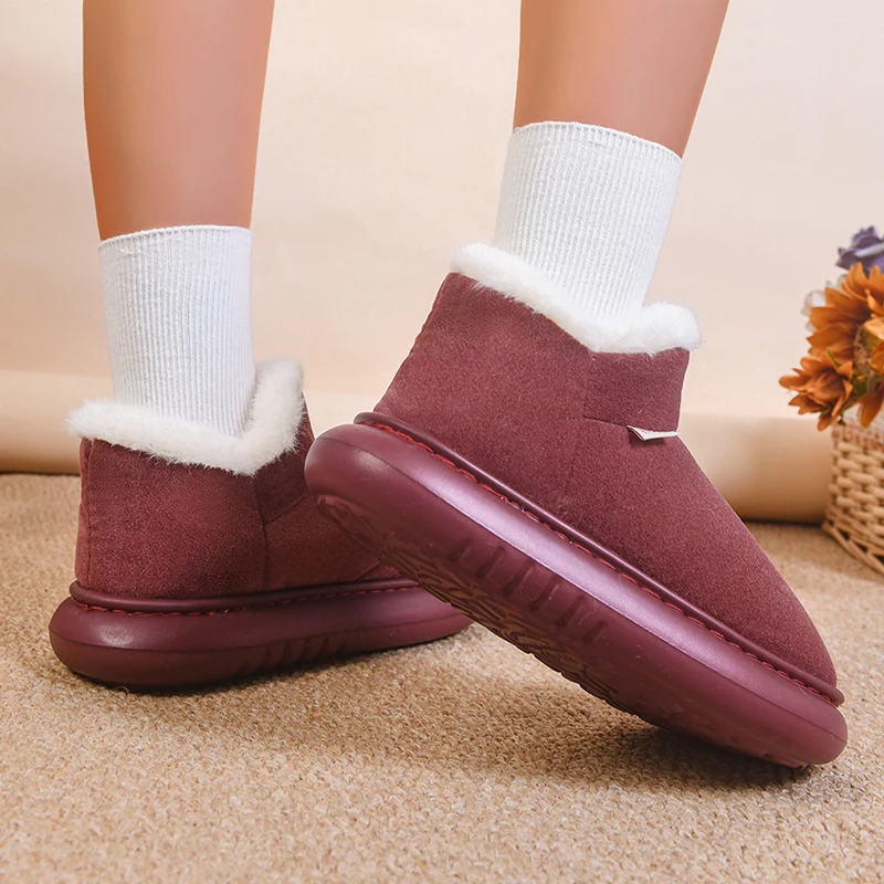 رشاقته أفخم الشتاء الثلوج أحذية النساء 2025 الانزلاق على منصة دافئة القطن مبطن أحذية امرأة الراحة لينة وحيد رقيق حذاء من الجلد