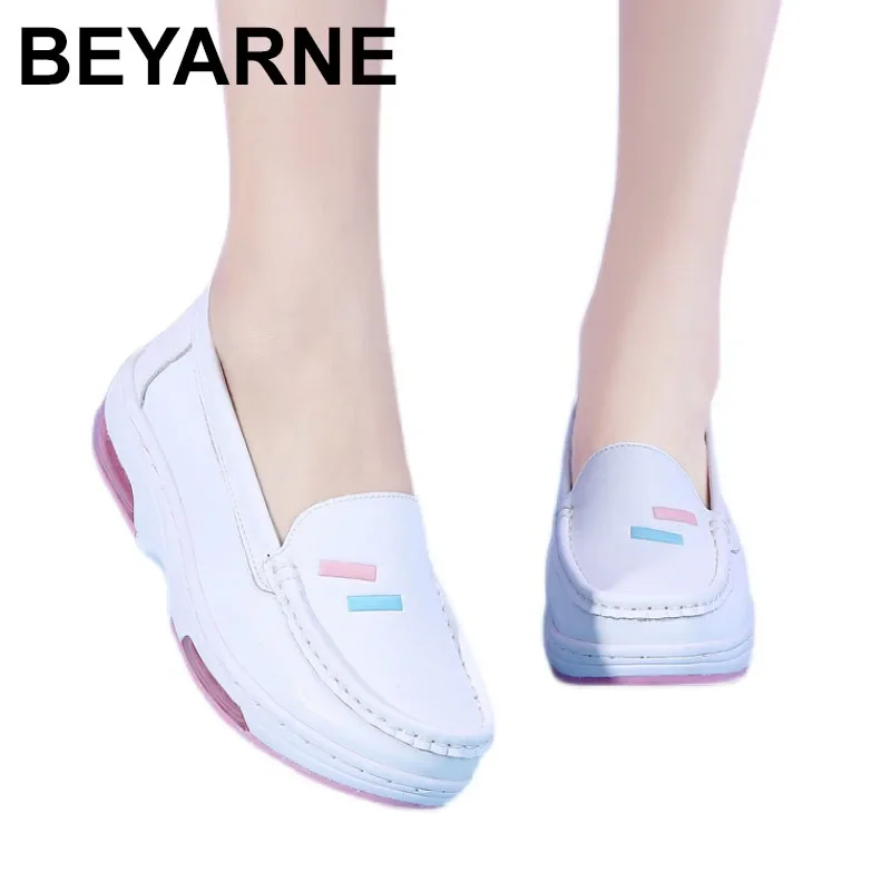 Women White Nurse Shoes Soft Sole Genuine Leather Female Slip-on Ballet Footwear Nurse Work Loafers High Quality Plus Size 34-40