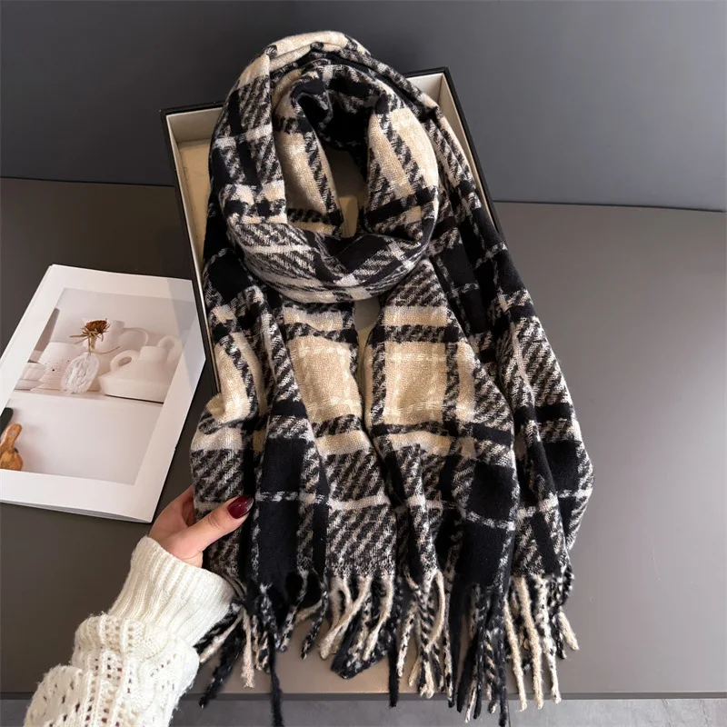 

2025 New Stripe Plaid Women's Winter Scarf Imitation Cashmere Warm Shawls Wraps Thicked Pashmina Female Blanket Scarves