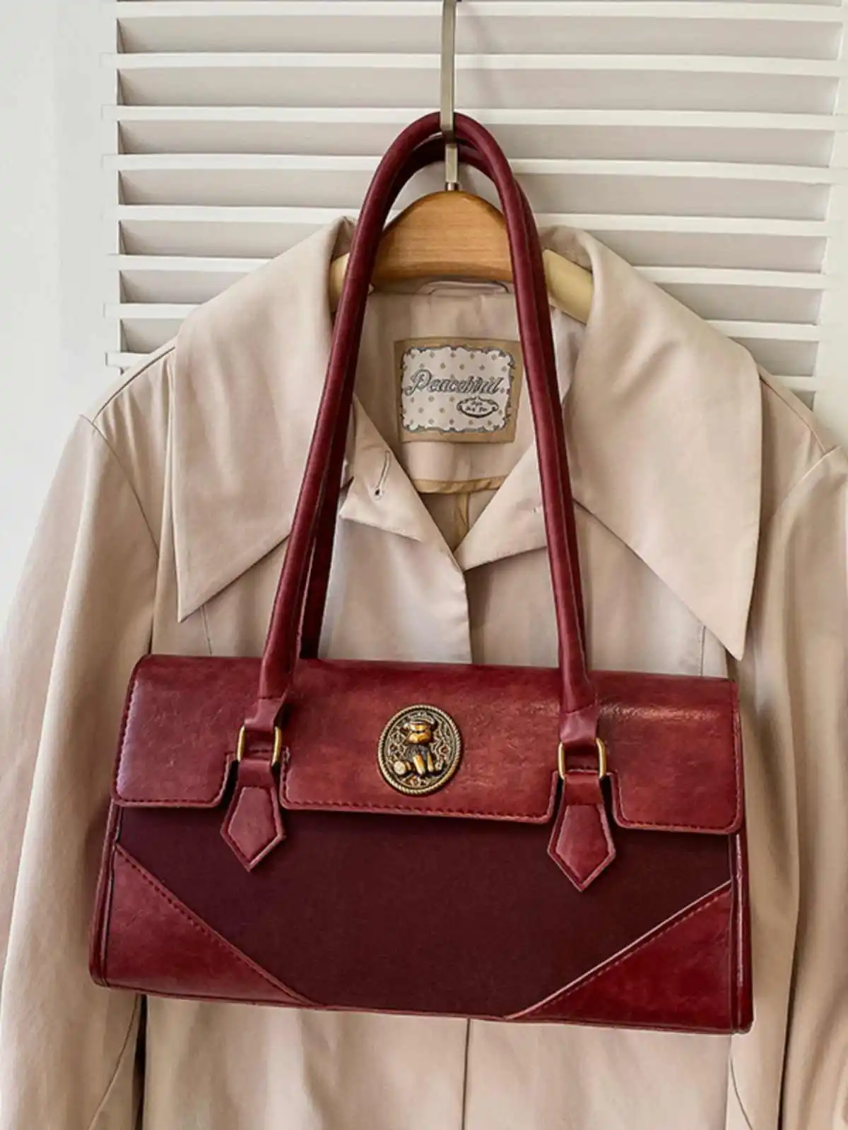 Burgundy Suede Large Capacity Women's Pillow Bag Autumn/Winter Frosted PU Splicing Shoulder Bags Retro Hand-held Briefcase Totes