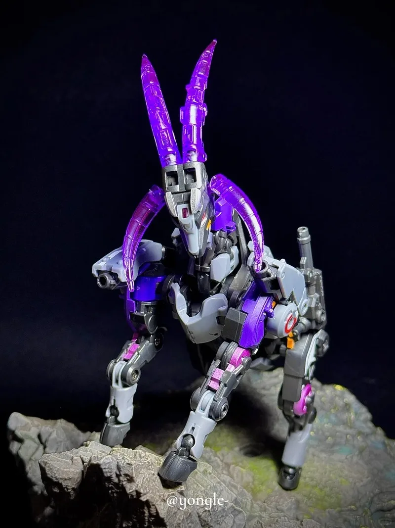 Em estoque caixa de besta Bb-72 capricórnio fortaleza cabra forma transformável mecha figura ação original designer decorações modelo brinquedo