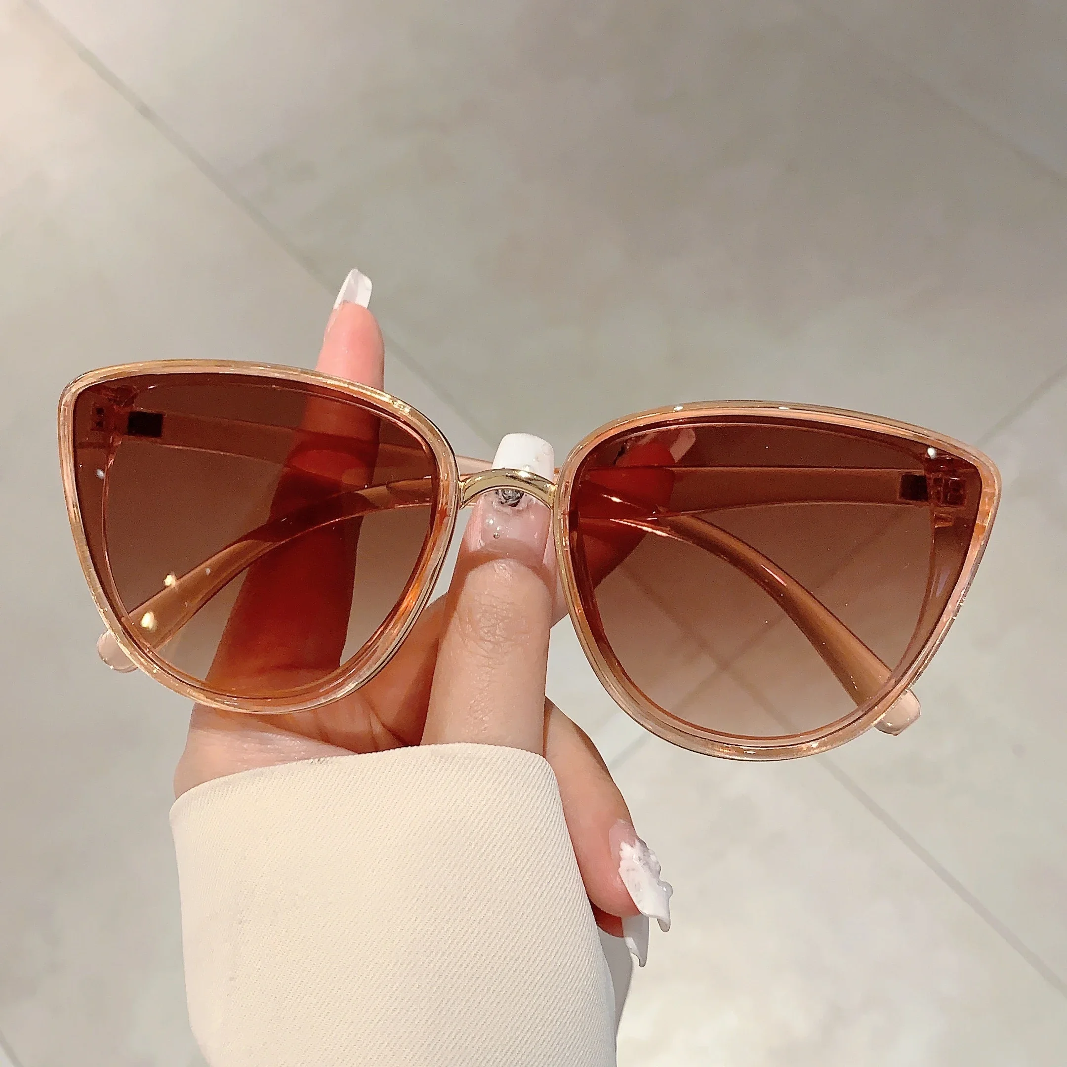 GM LUMIAS Oversize-Cat-Eye-Sonnenbrille, neu im Vintage-Stil, Farbverlauf, Spiegel, Outdoor-Sonnenbrille, luxuriöse Damen, trendige Markendesign-Sonnenbrille
