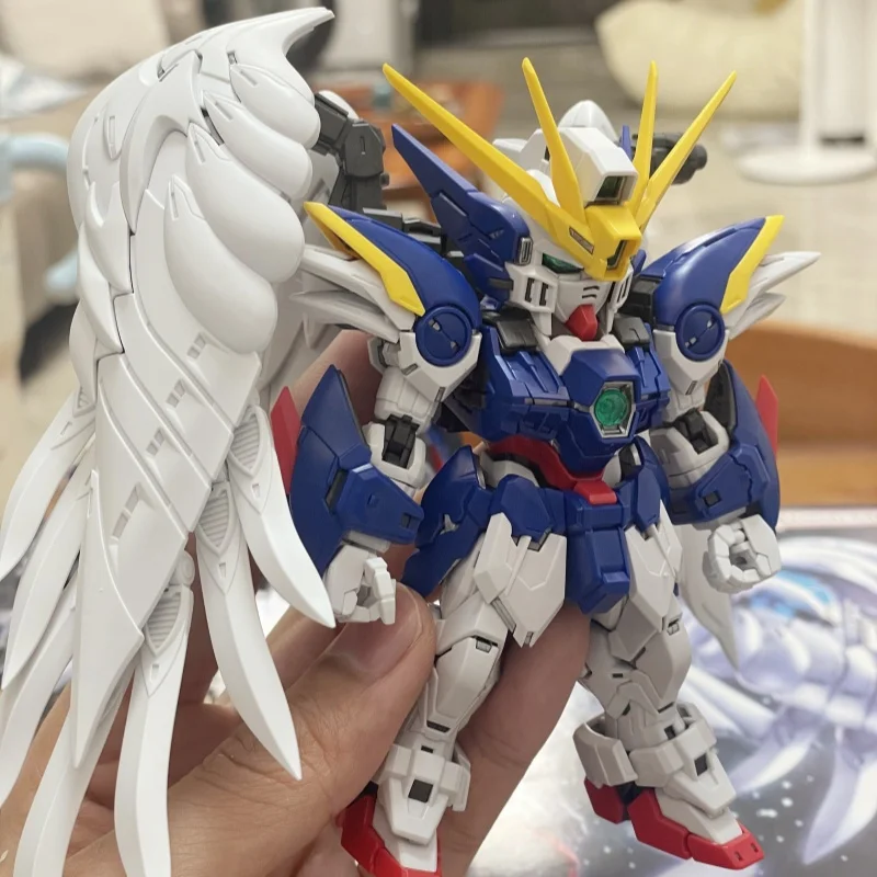 Disponibile Wing Zero Ew Angel Shape Mech Kit modello di assemblaggio Action Figure Decorazione desktop Doll Boy Toy Regalo di compleanno a sorpresa