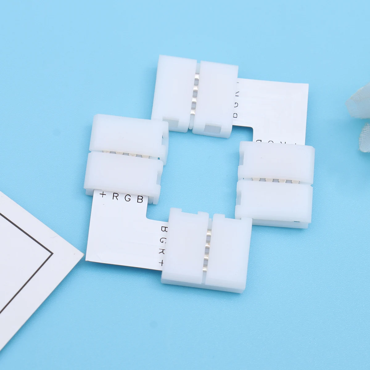 

20pcs LED Strip Light Connector Lightweight Small Size Quick Power Connection Must Have Component for Strip Light Buckle Clip