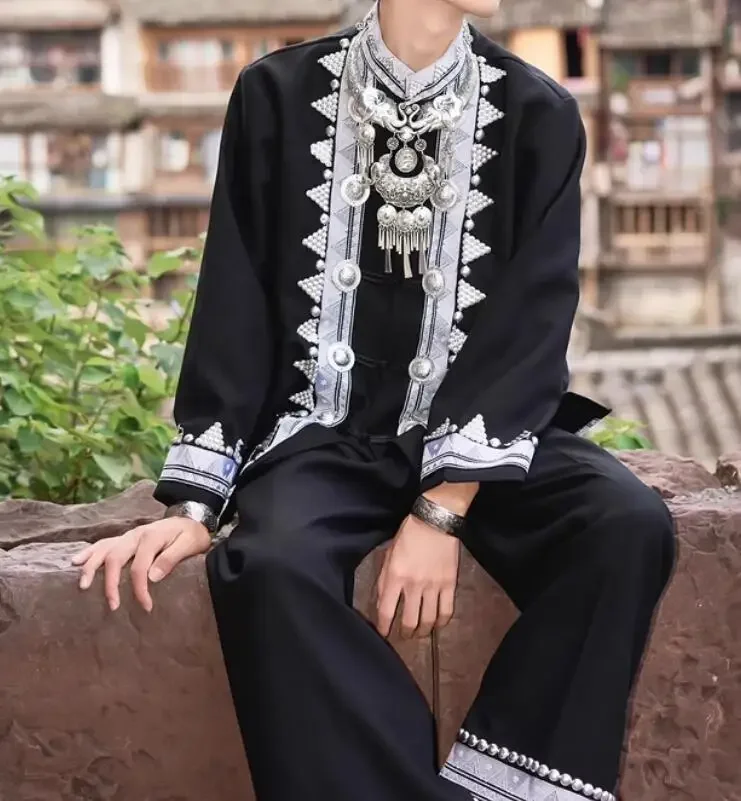 Yunnan Minority Clothing Male Guizhou Miao, Tujia, Zhuang, Hani Dance Performance Clothing