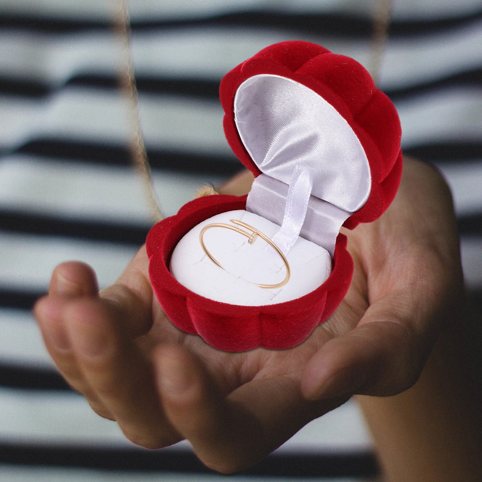 صندوق مجوهرات جميل على شكل يقطين، حامل هدايا مجوهرات خفيف الوزن مدمج لحفلات الزفاف وعيد الحب #4