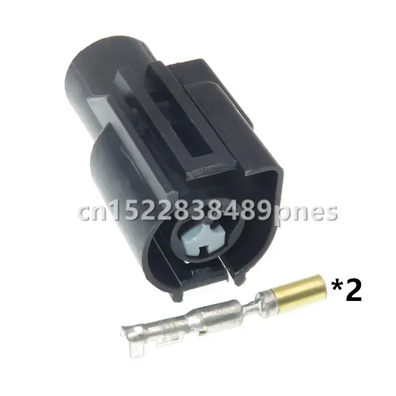 2 Pole Female Waterproof Car Wiring Harness Socket Auto Connector With Pins And Seals