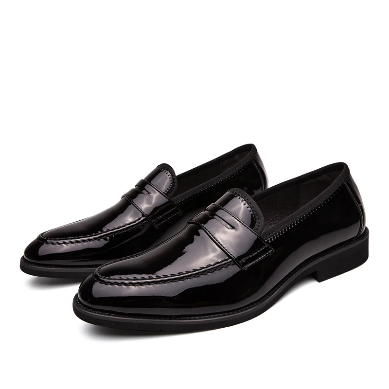 

Men Loafers Solid Color Simple Classic British Style Gentlemen Business Dress Shoes