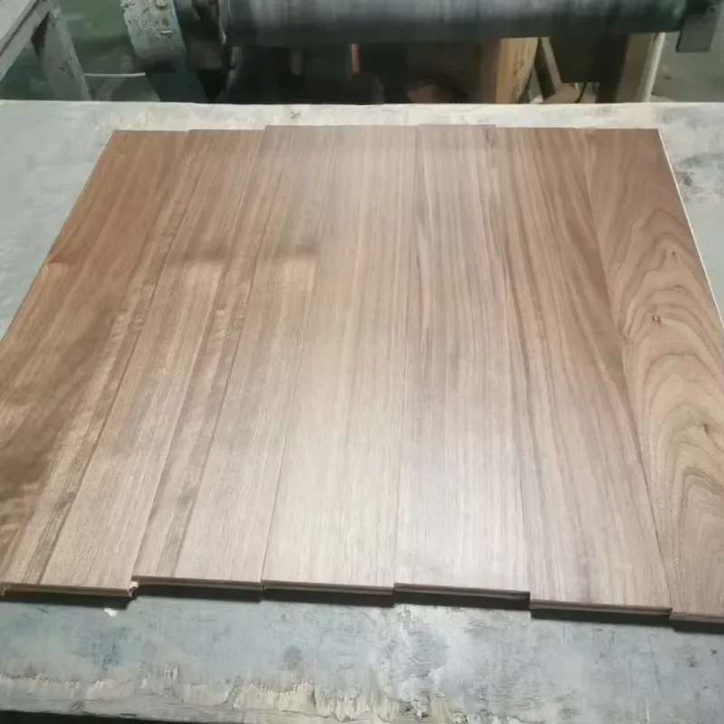 Advanced Multi-layer Black Walnut Solid Wood Flooring Modern Design Nature Walnut Veneering Wood Floor for Bedroom Indoor Use