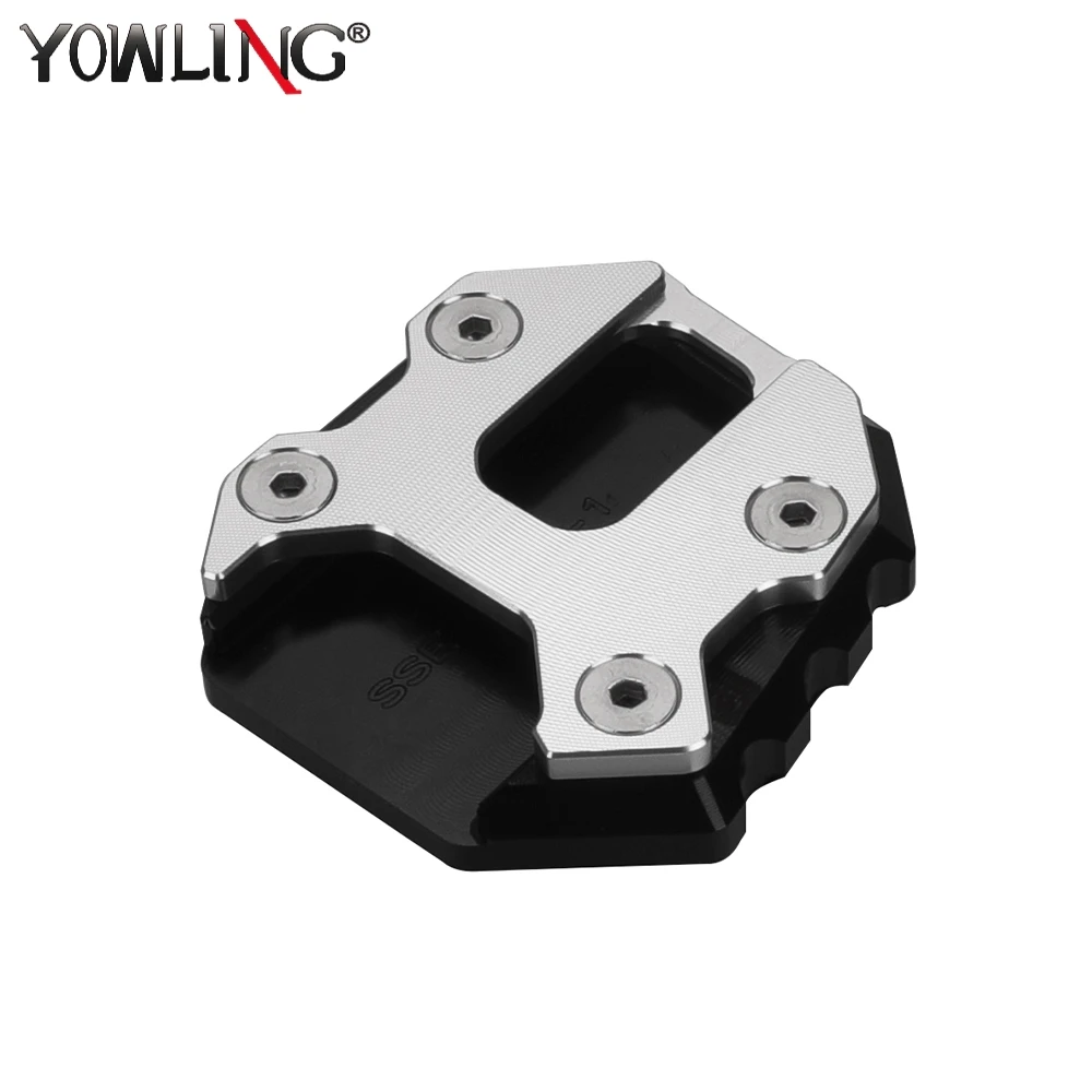 Yamaha MT-09/XSR900 Kickstand Extender - usage example
