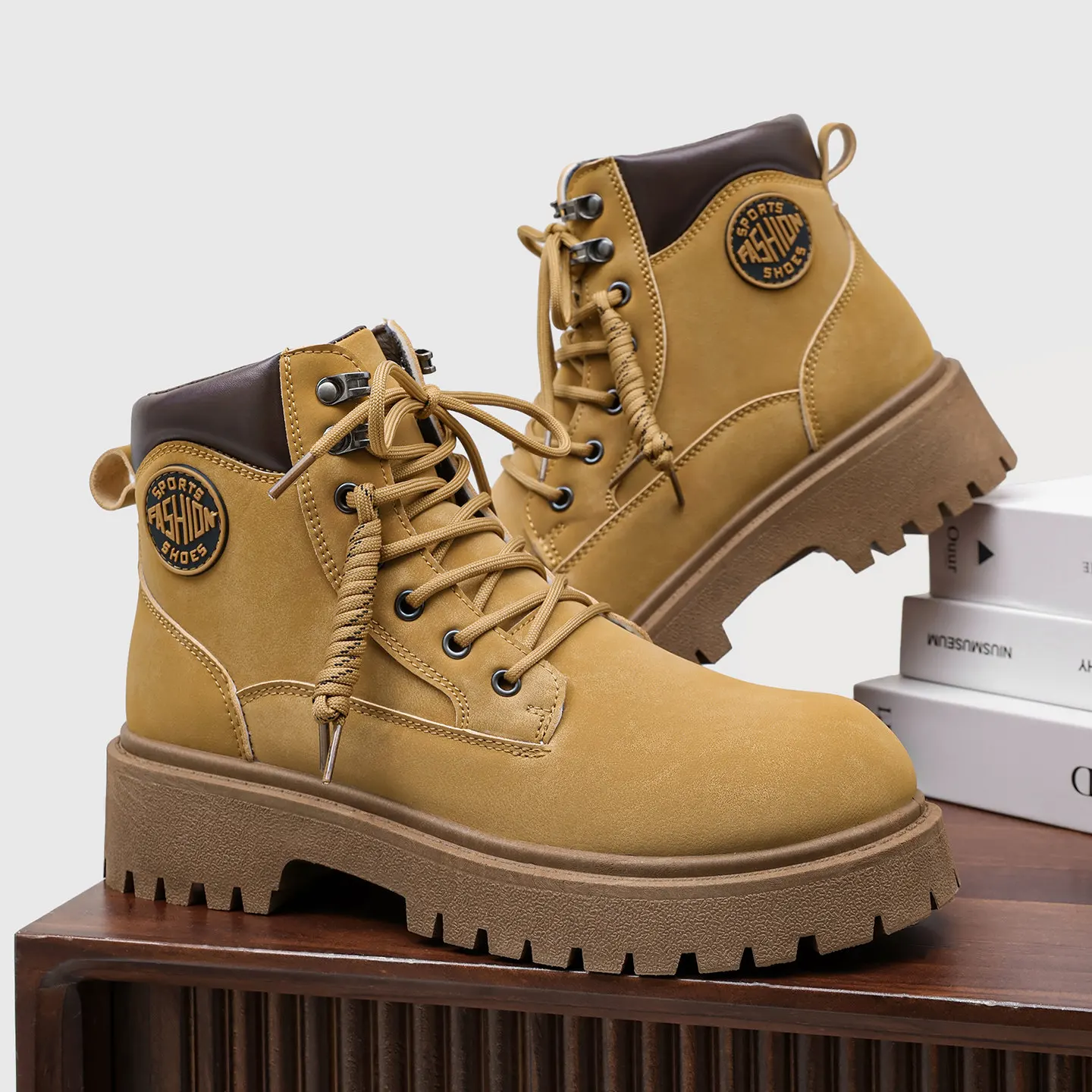 New Autumn Winter Men's Yellow Mid-top Work Boots, Thick Sole Heightening, Anti-slip Wear-resistant Outdoor Casual Ankle Boots