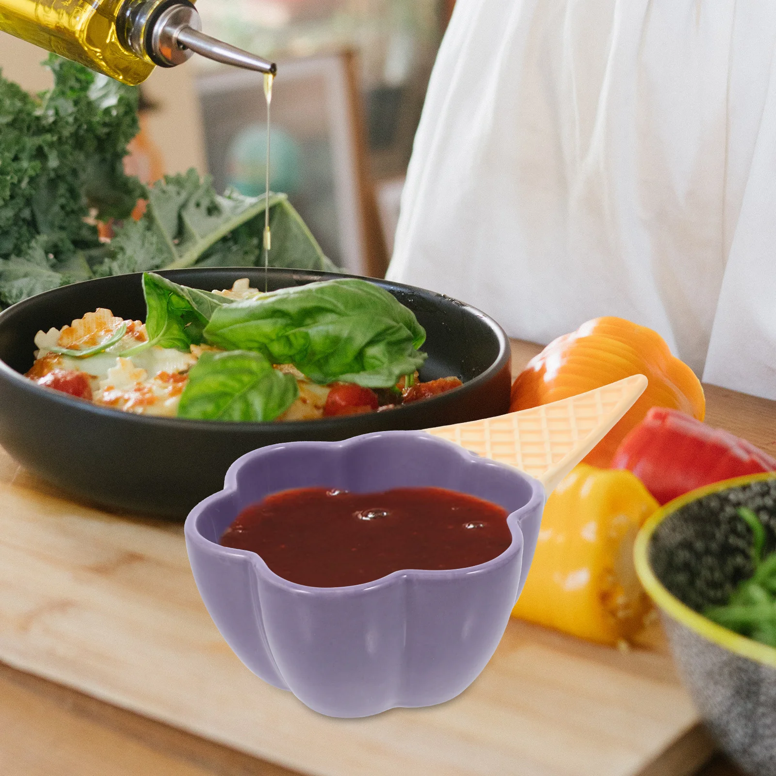 

Ceramic Ice Cream Shape Sushi Dipping Bowl Porcelain Small Sauce Plates for Soy Sauce Small Dipping Bowl Ceramic