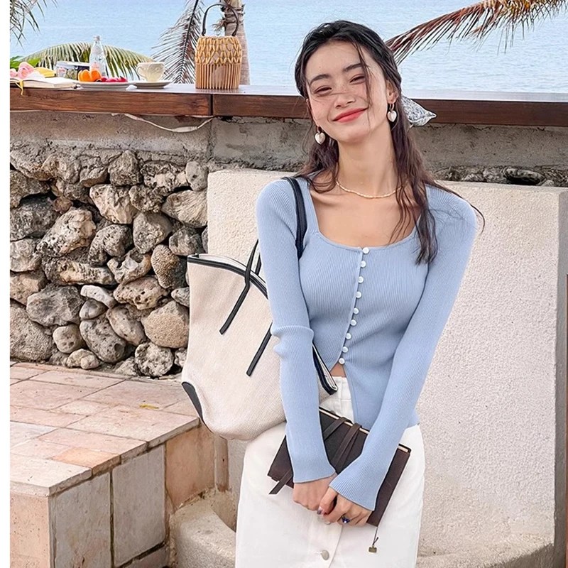 FIGOHR French square collar collarbone revealing knitted sweater slim fit long sleeved cardigan Spring and Autumn 2025