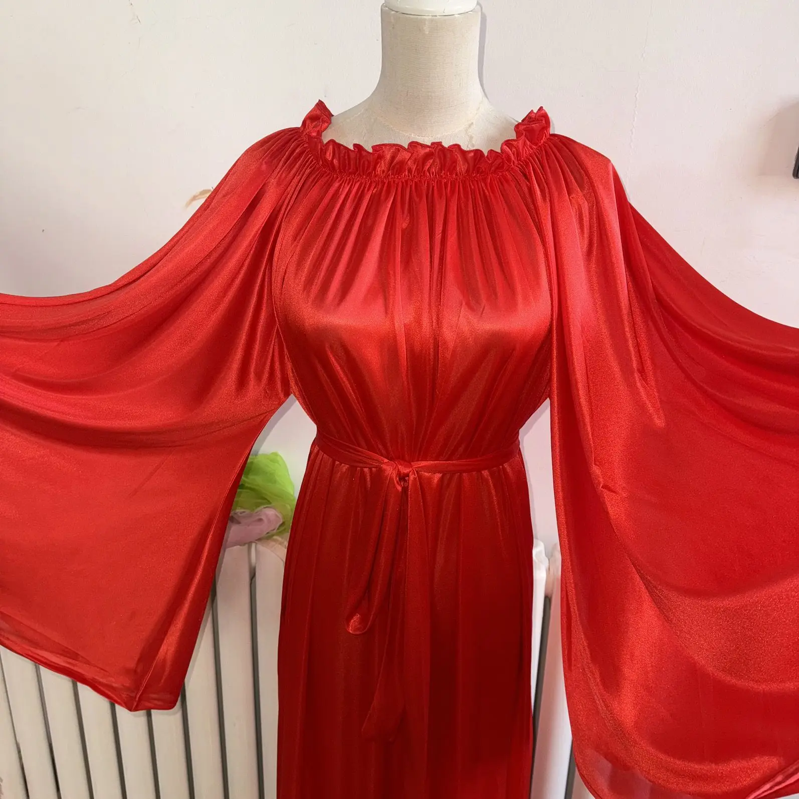 Ice Silk Stretchy Silky Fan-shaped Loose Nightdress for Men
