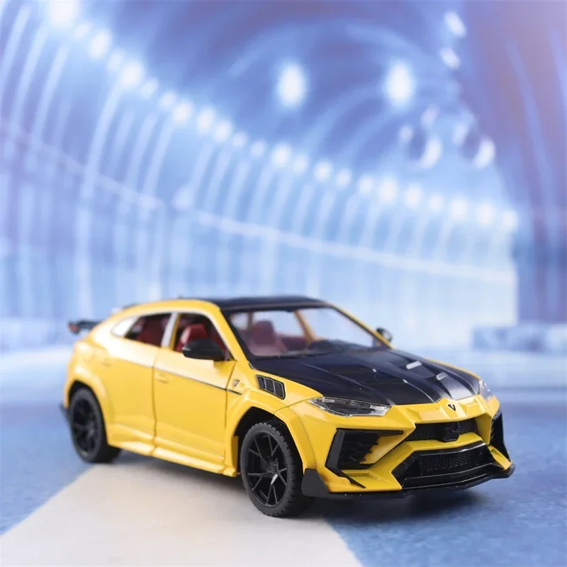 1:24 Lamborghini URUS SUV Modified version Diecast Metal Alloy Model car Sound Light Pull Back Collection Kids Toy Gifts F571