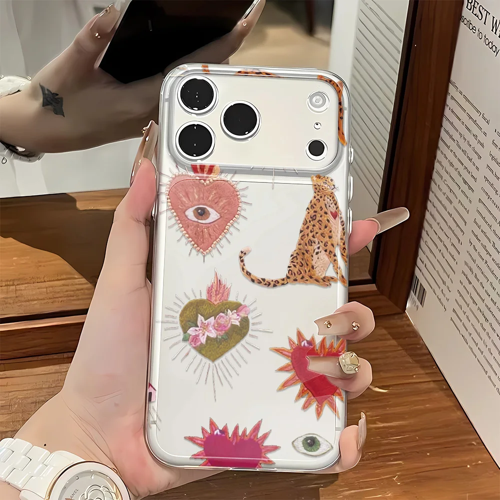 

Love Heart Leopard Eye Phone Case For iPhone 17 16 15 11 12 14 13 Pro Max Mini X XS XR 7 Plus 16E Shockproof Transparent Cover