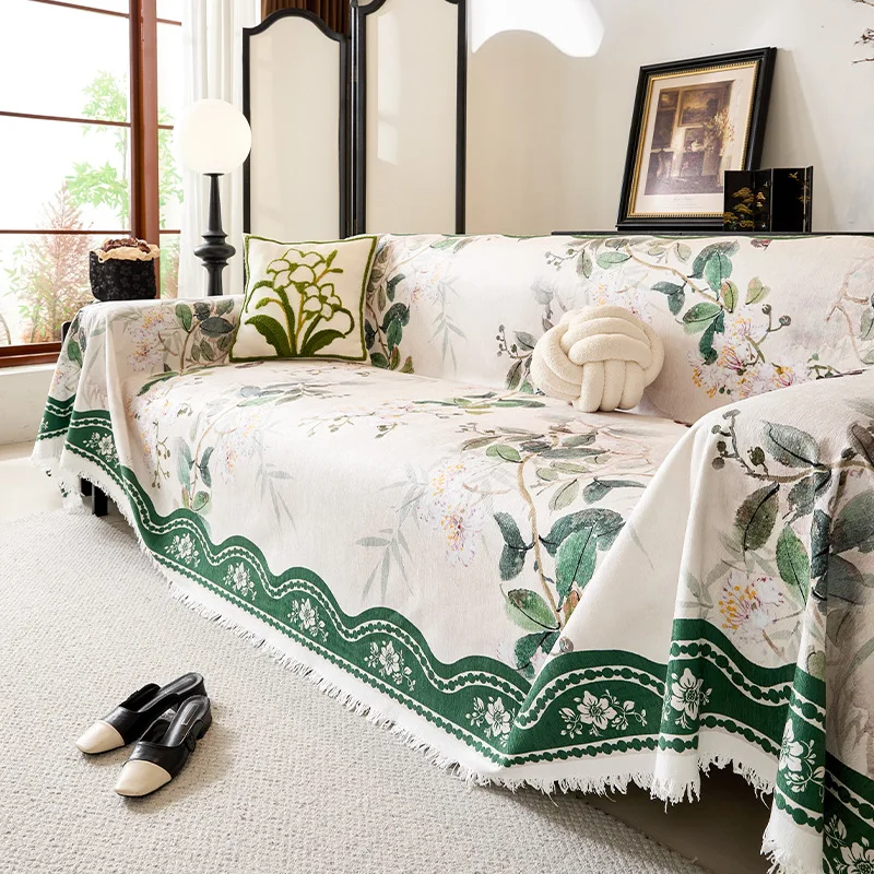1pc Chenier sofa towel is universal in all seasons  the sofa cover is fully covered  and the sofa cover is small and fresh.