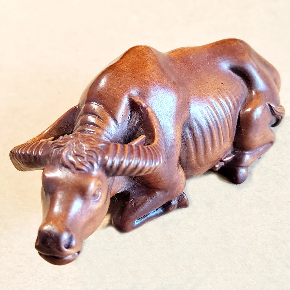 BY178 - 9 X 3 X 4 CM Hand Carved Boxwood Figurine Carving - Buffalo Ox