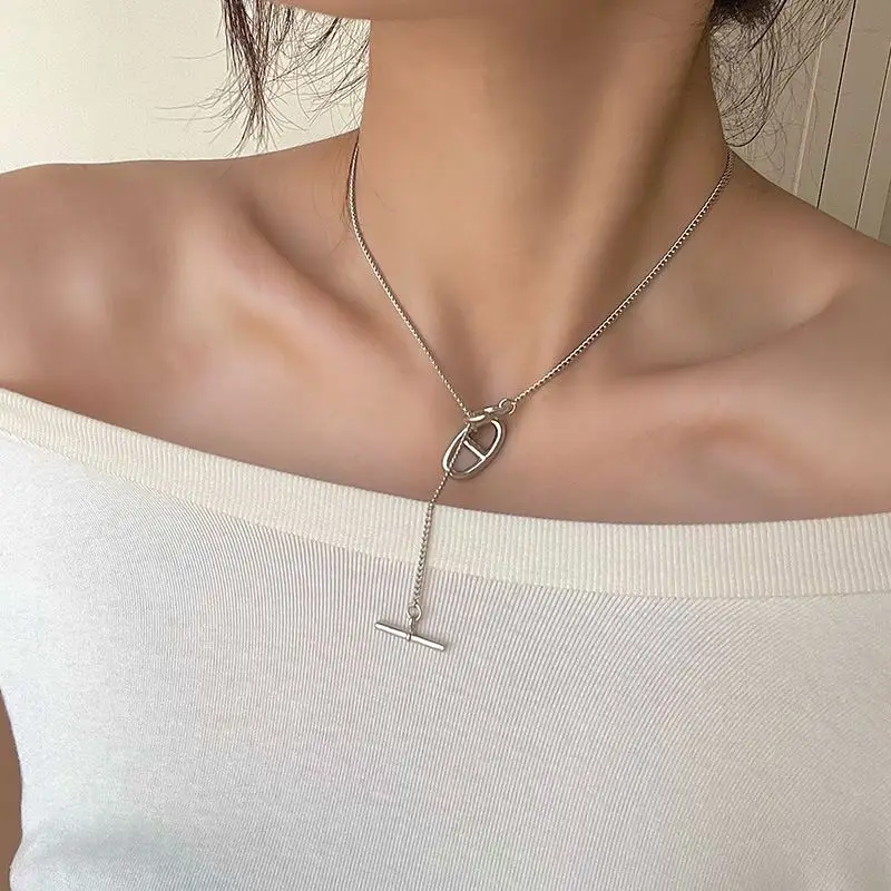Classic Pig Nostril Titanium Steel Necklace Premium Sense OT Button Clavicle Chain Hip Hop French Non-Fading Horseshoe Necklace