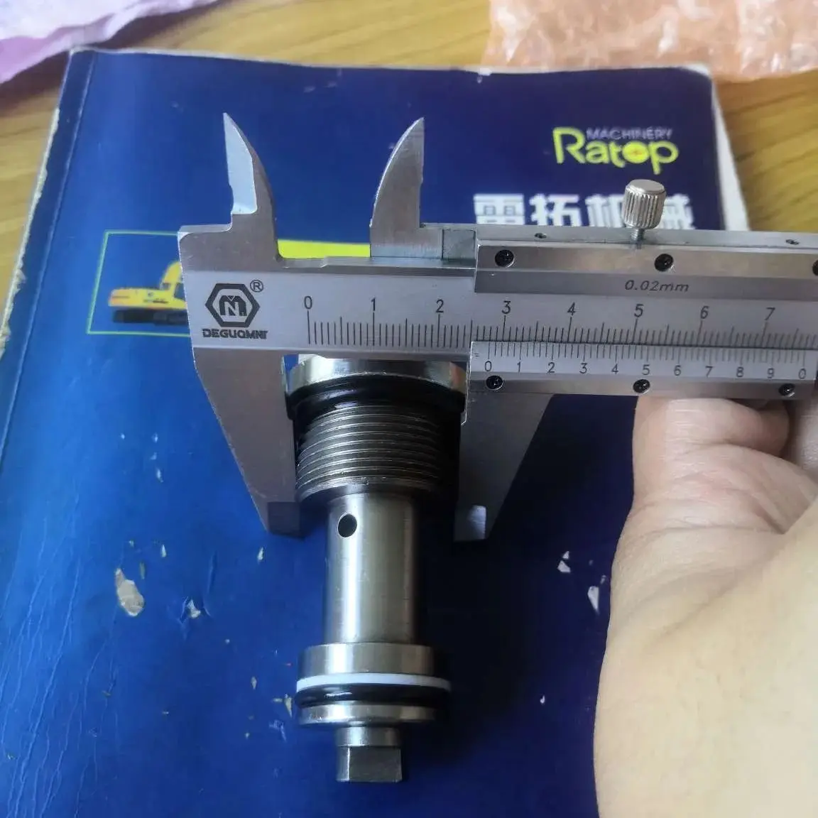 Excavator accessories Durable Main Relief Valve 4308965 Relief Valve For EX120-2 EX120-3