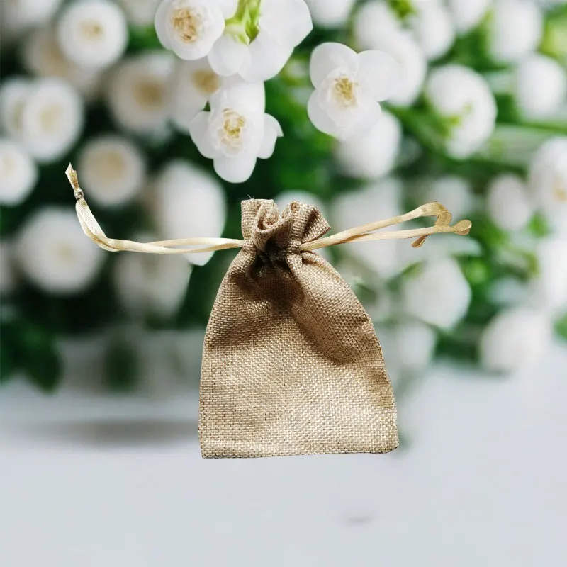 Linen Jute Bag Wholesale 50pcs Gift Bags Sack Burlap Bags Jute Drawstring Bag for Wedding Christmas Packaging Storage Pouches