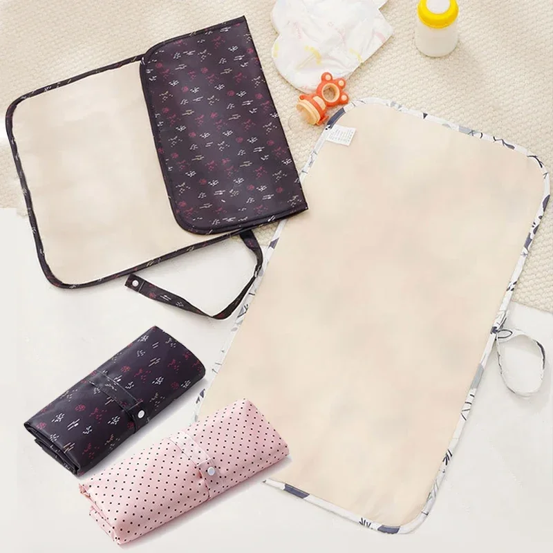 Portable Baby Diaper Changing Pad Waterproof Foldable Newborn Diaper Pad Durable Oxford Baby Diaper Sheet for Toddler