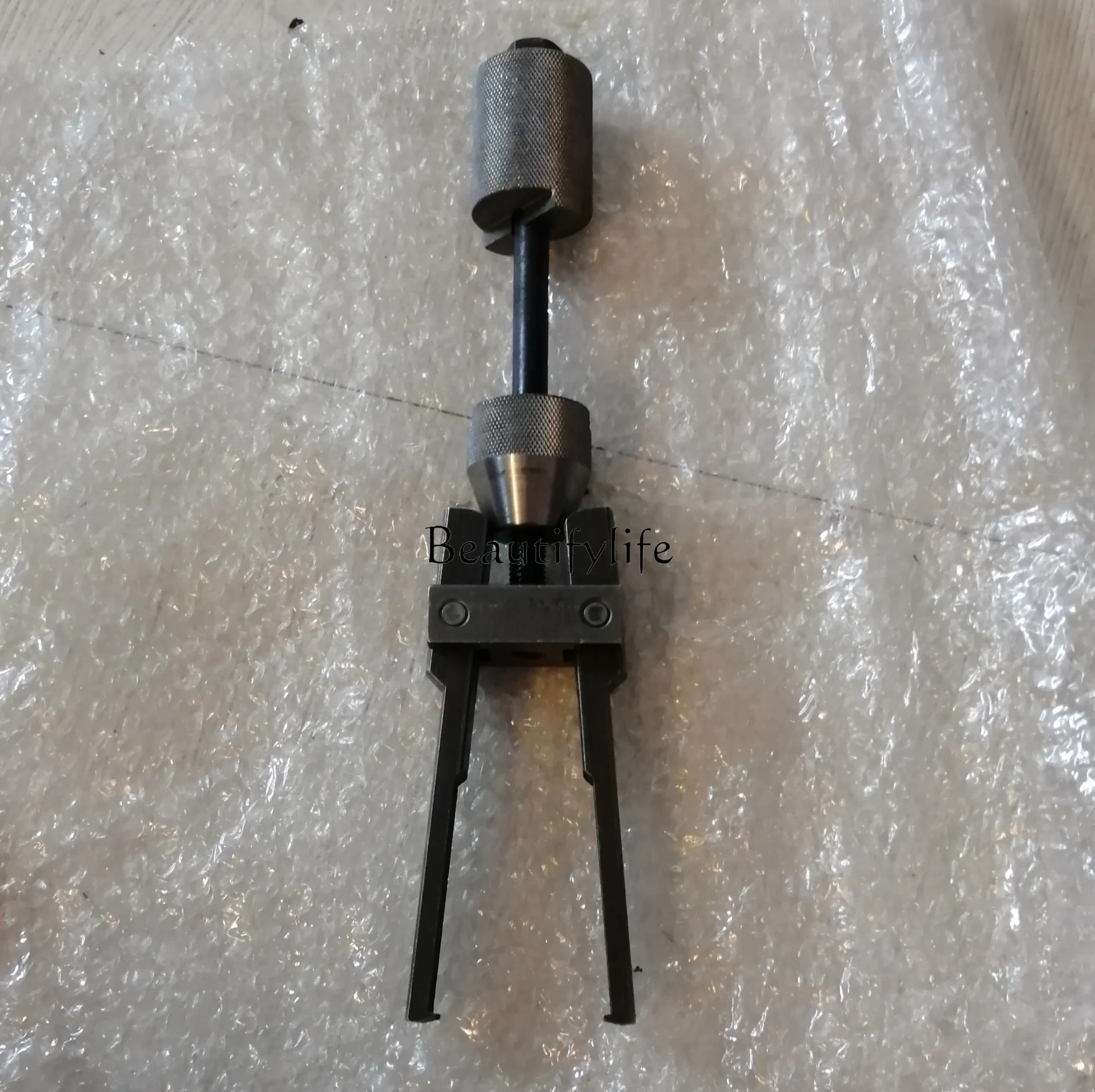

Auto parts, car fuel injector universal puller