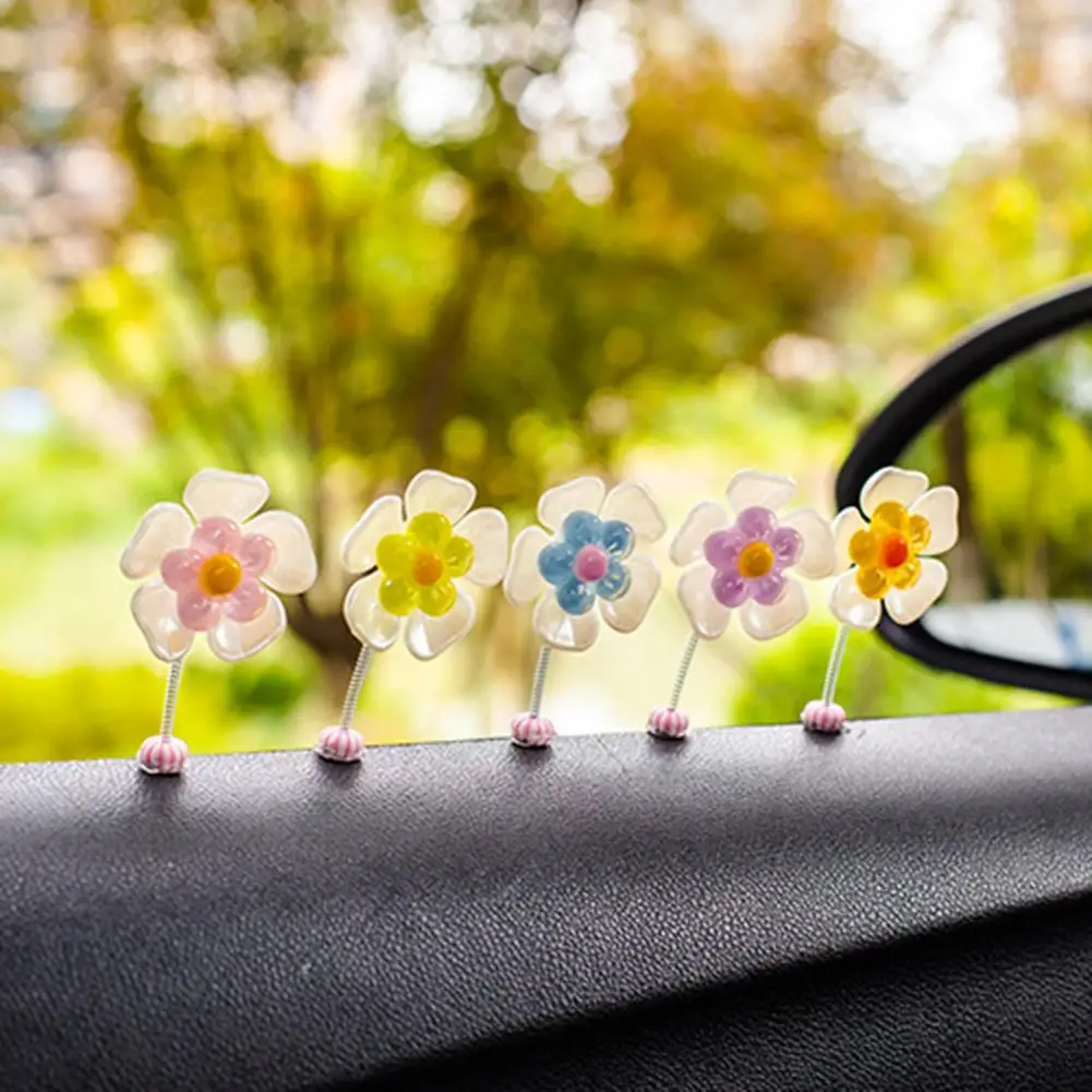 Healing Car Ornament Cute Sun Flowers Shaking Head Ornament Vibrant Car Dashboard Desk Decorations for Home Office Accessories