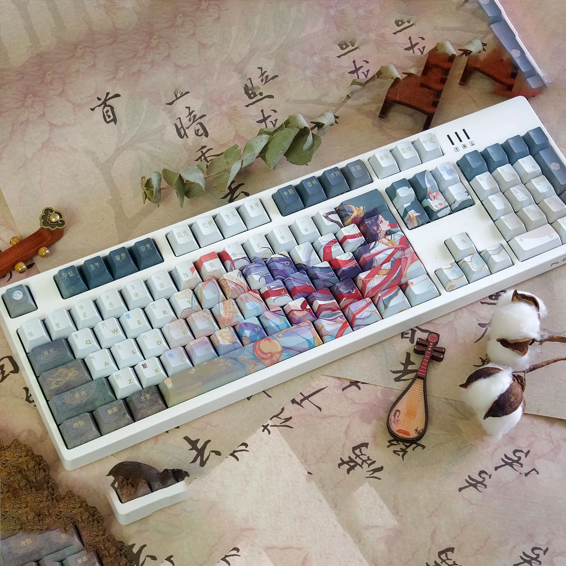 

Chang'e Mao Rabbit PBT Five-sided Sublimation Mechanical Keyboard Keycap Ancient Cute Creative Transparent Cartoon