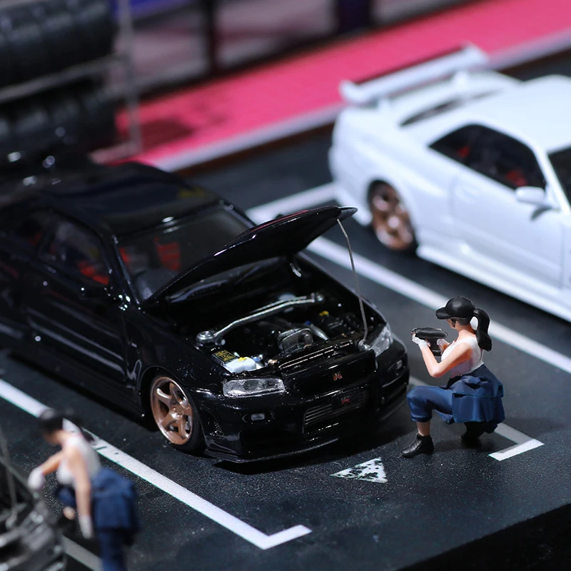 Time Micro: Mais Arte 1:64 GTR Reparadores em Figuras de Resina Vermelho/Negro/Gulf para Modelo de Carro Esportivo Coleção, Exibição e Presente