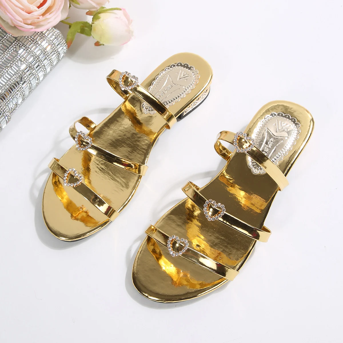 Metallic Gold Heart Rhinestone Slide Sandals Three Thin Strap Low Block Heel Slippers Fashion Flat Sandals For Women Daily Beach Party Wear