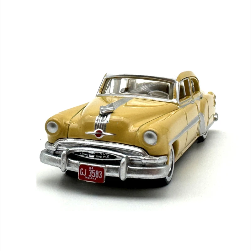 1:87 Scale Diecast Pontiac-Chief 1954 Toy Cars Model Classics Nostalgia Adult Souvenir Collection Gift Static Display Decoration