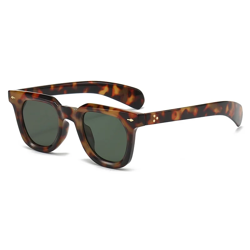 Gafas de sol cuadradas populares Ins para mujer, gafas de sol Vintage con remaches Punk para mujer, gafas de sol UV400 a la moda para hombre