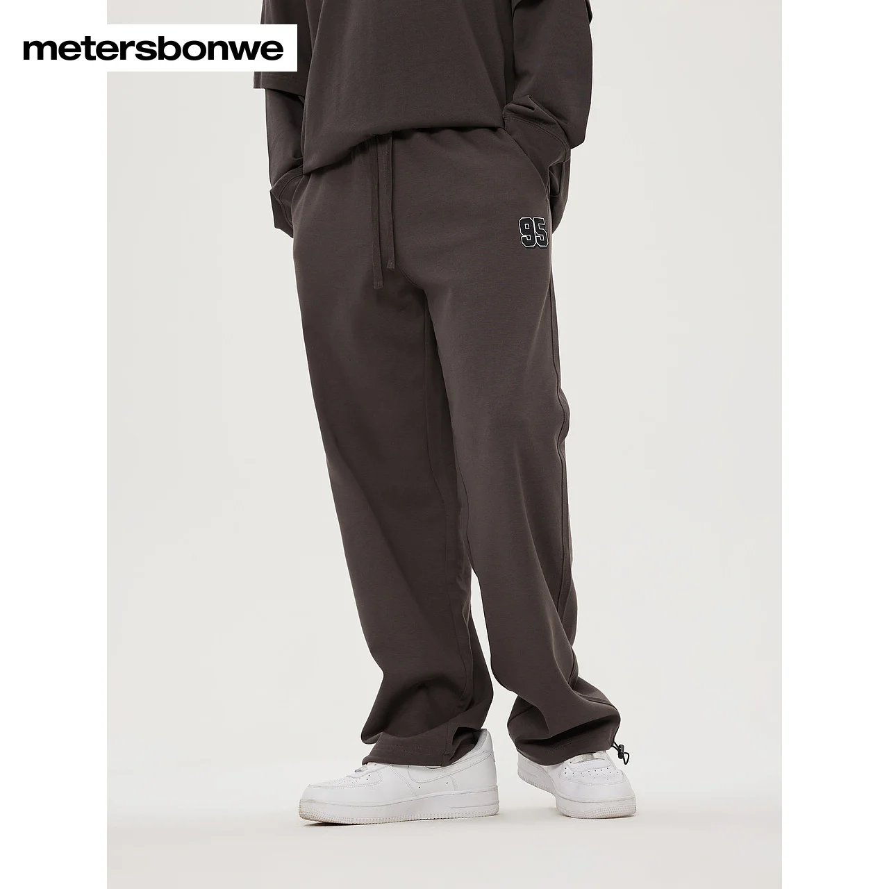 

Metersbonwe-Men Women Knit Trousers Simple Print Loose Straight Elastic Adjustment Leg Opening Sweatpants Campus Casual Winter