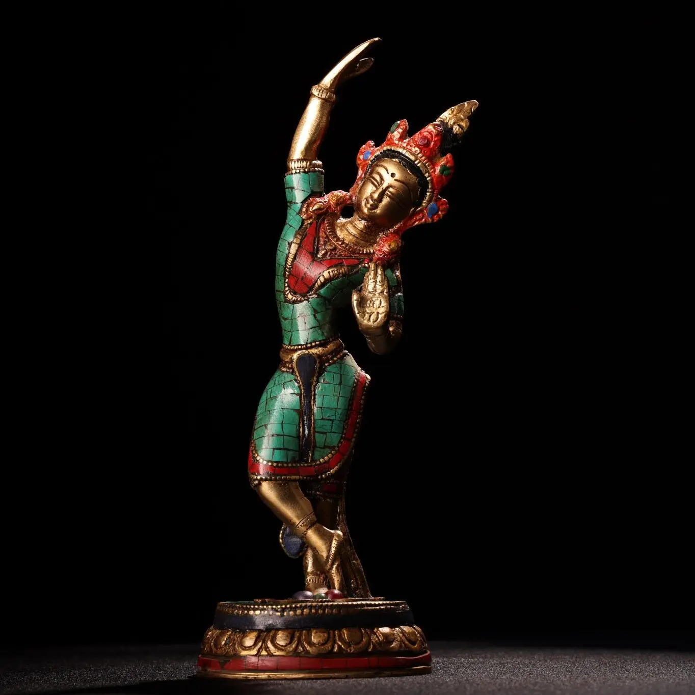 Nepal Pure Copper Handmade Dancing Green Tara Statue Gem Inlaid Painted Collectible Home Decor