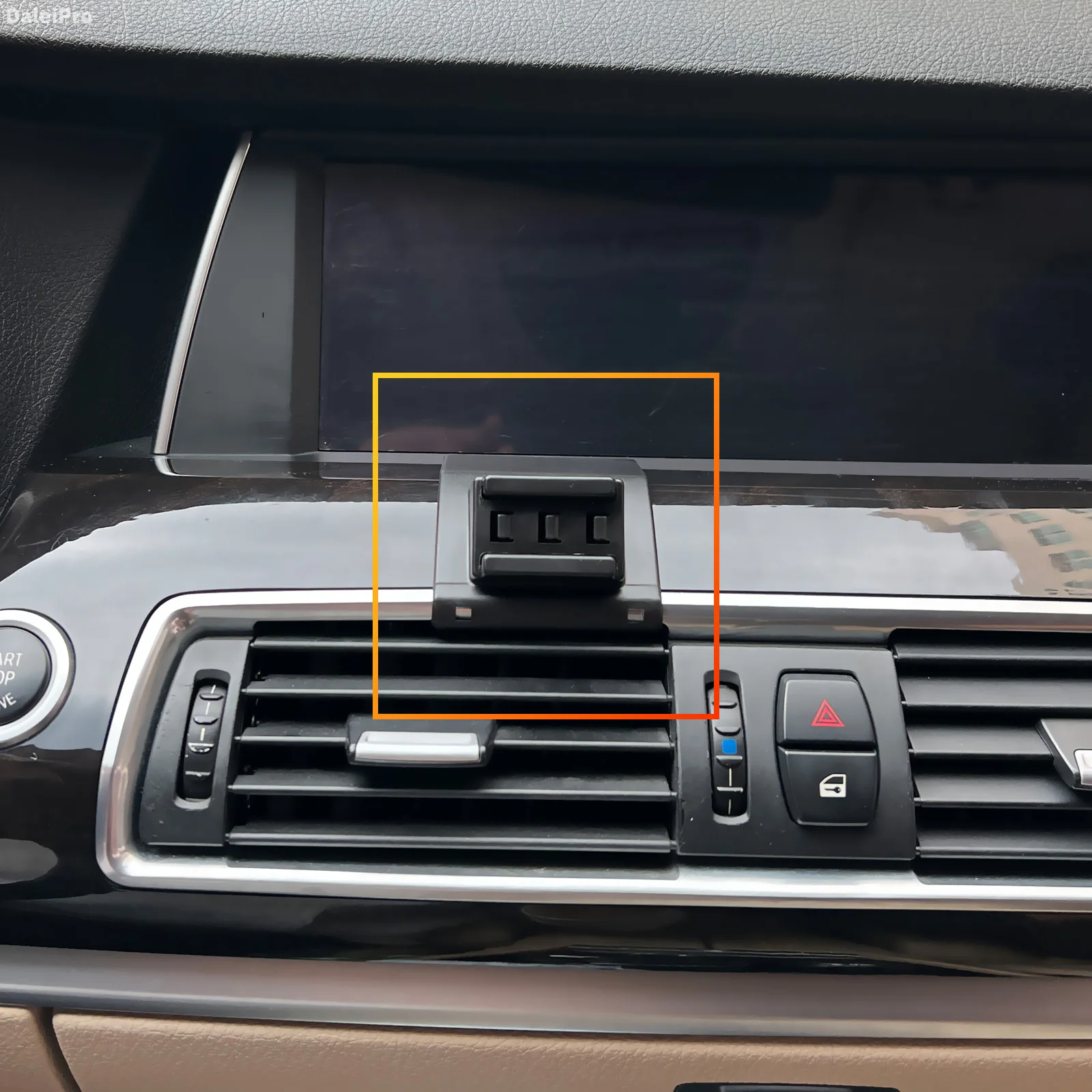 Designed for BMW 5 Series GT F07 2009-2017 Phone Holder Car Magnetic Mount Smart Sensing Wireless Charging One-Touch Release