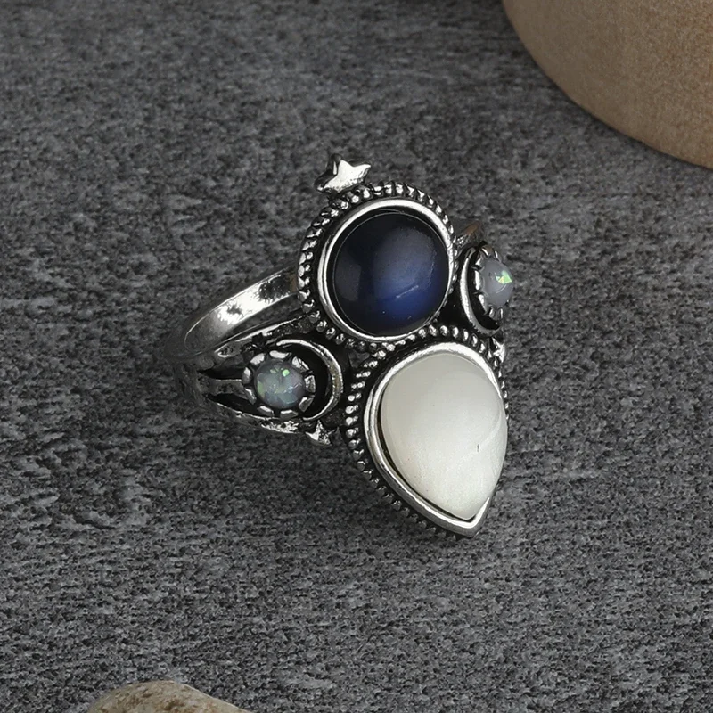 Vintage Tibetan Moonstone Crystal Rings for Women Boho Antique Indian Natural Two Colors Stones Ring Fine Jewelry Ladies Gifts