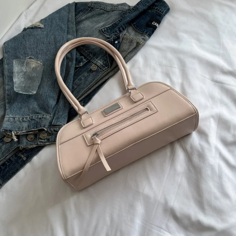 

Premium Fashionable Leather Ladies Crossbody Bag Shoulder Handbag By Famous Designer Luxury Brand Elegant