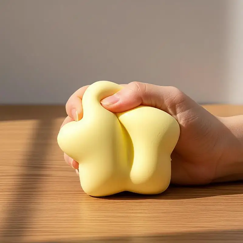 Kawaii Star Squeeze Toy Cute Slow Rebound Wet Soft Suction Finger Pinch Decompression Toy Stress Release Toys